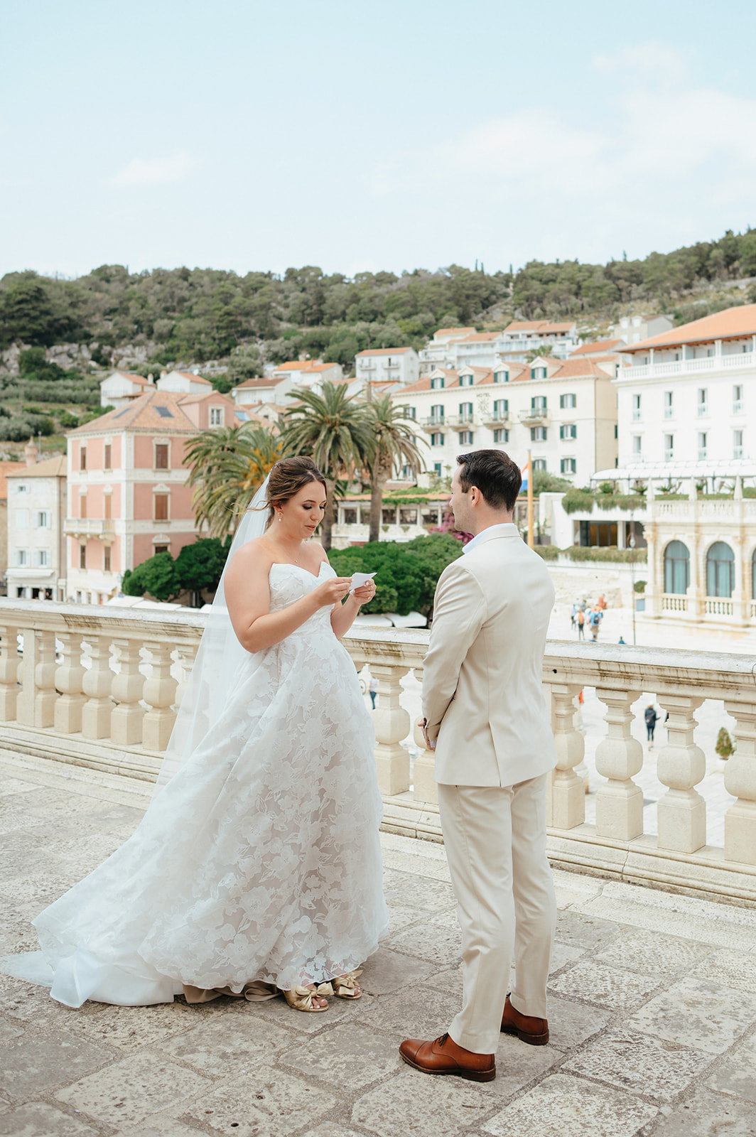 Bright Spring Wedding in Hvar